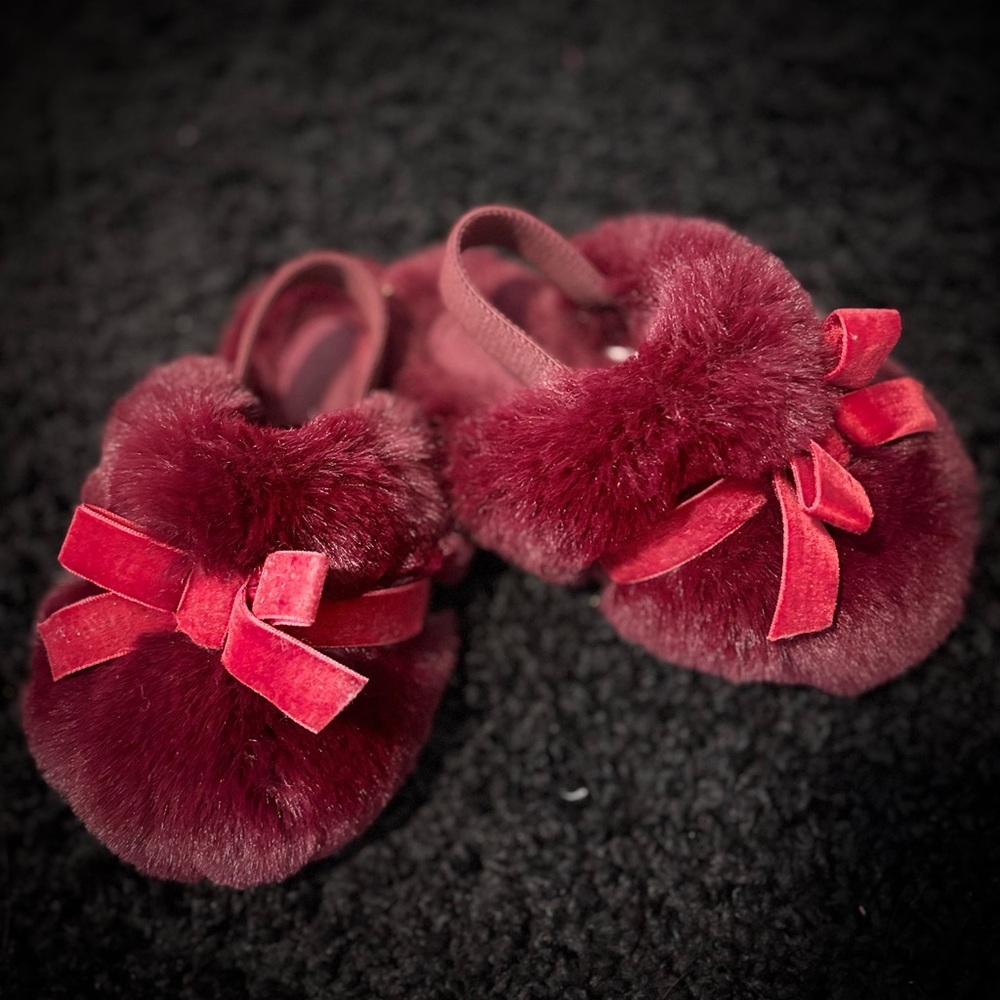 Plush Burgundy Baby Booties with Bows - Picture 1 of 2